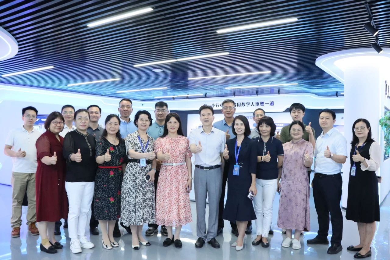 15vip太阳集团集团丨清远市政协考察组莅临考察